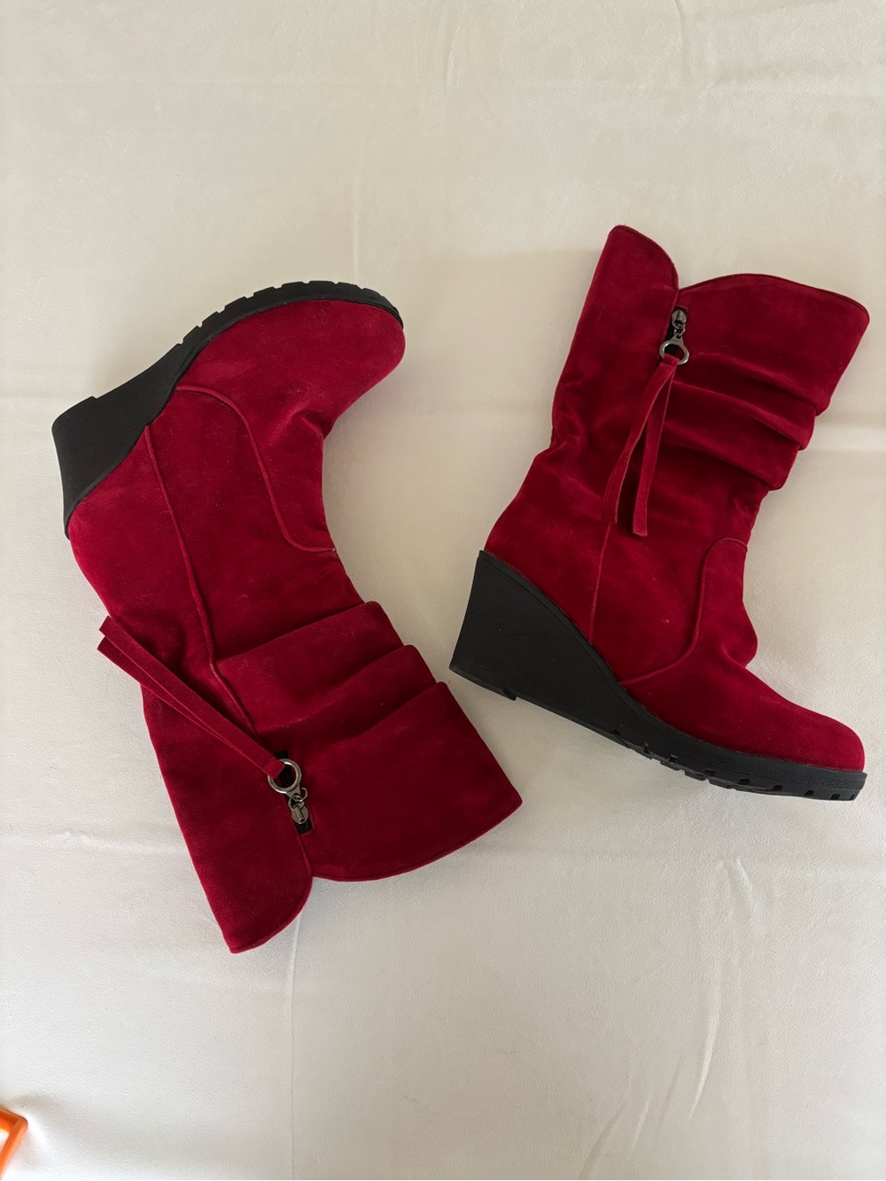 Women's Red Suede Wedge Mid-Calf Boots